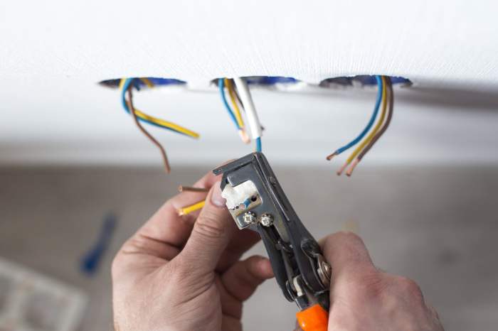 Diagnosing 8 Types of Electrical Wiring Issues