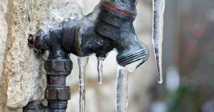 10 Common Causes of Frozen Pipes and How to Diagnose Them